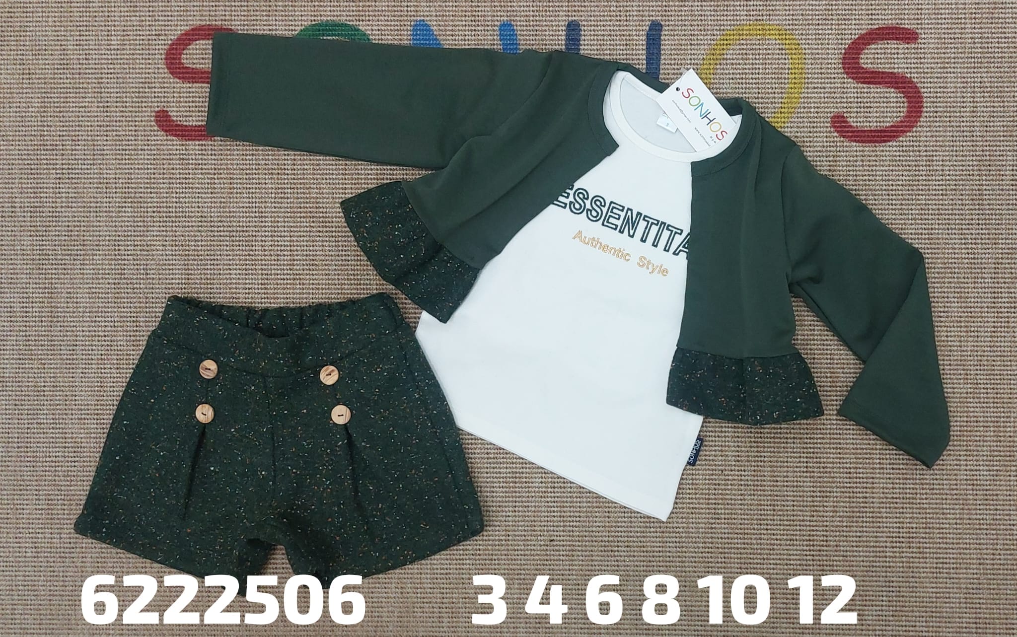 Conjunto verde oliva tres piezas modelo essential
