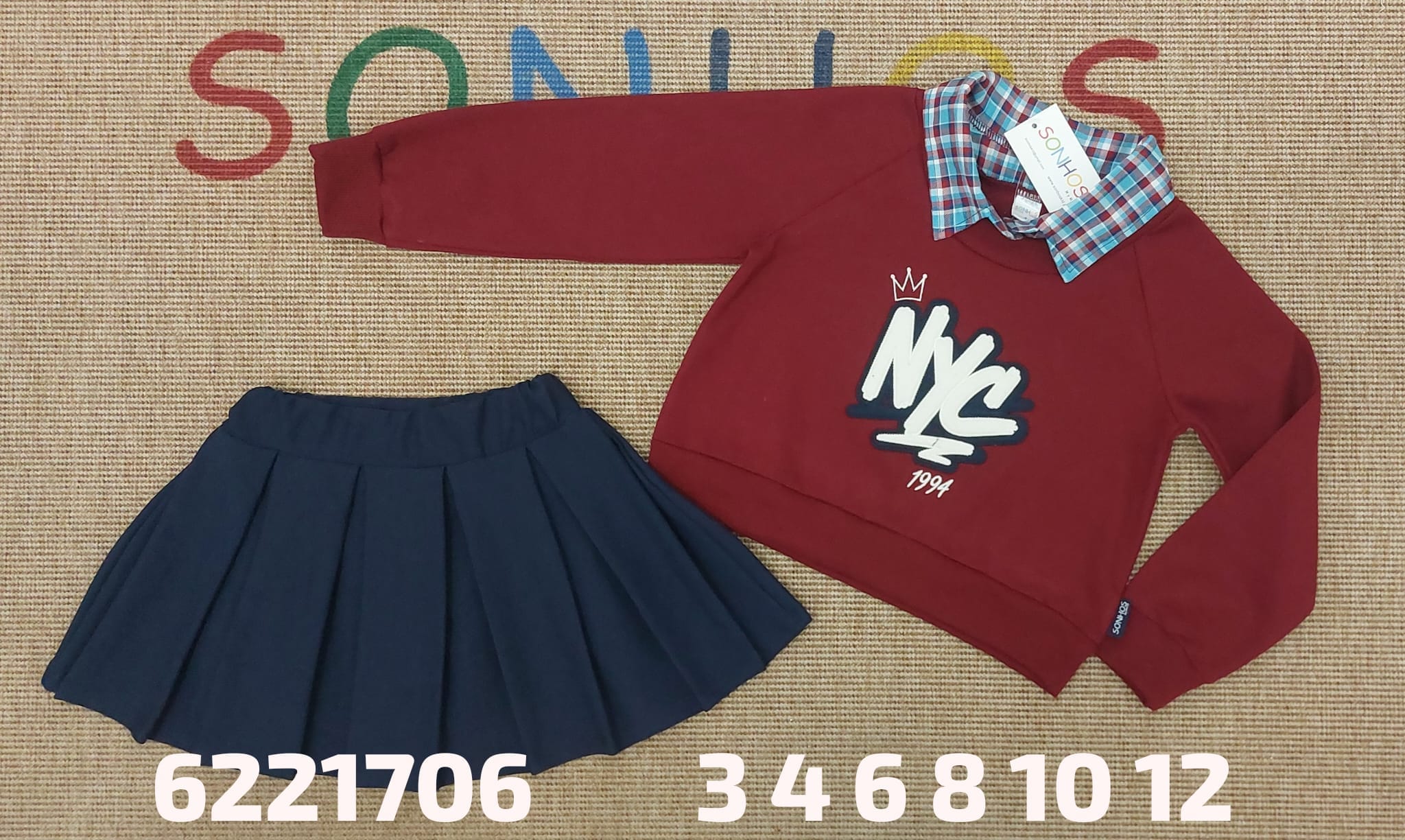 Conjunto burdeos NYC con cuello camisa y falda